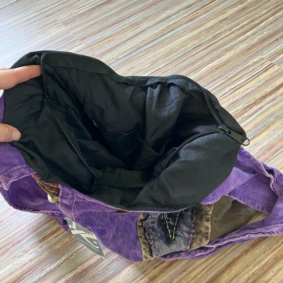 Leopards & Roses Patchwork Crossbody Hobo Bag Convertible Backpack NWT Purple - Picture 9 of 9